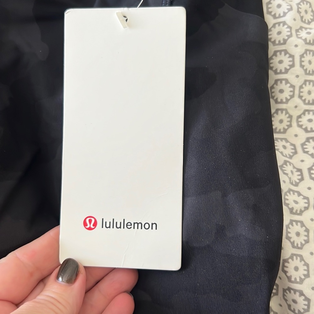 Lulu Lemon align 23 black camouflage leggings with pockets